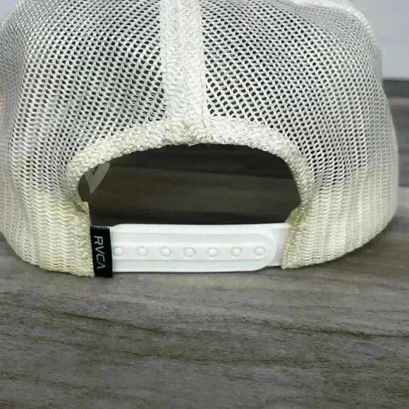 RVCA SnapBack Cap Hat Trucker trendy camo like Blue Black White mesh - Picture 3 of 7